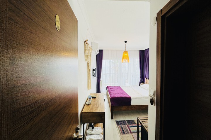 Room 43 of 73