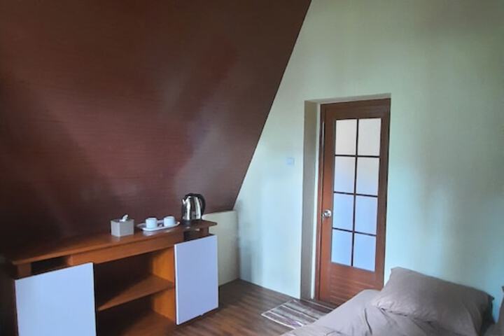 Room 2 of 59