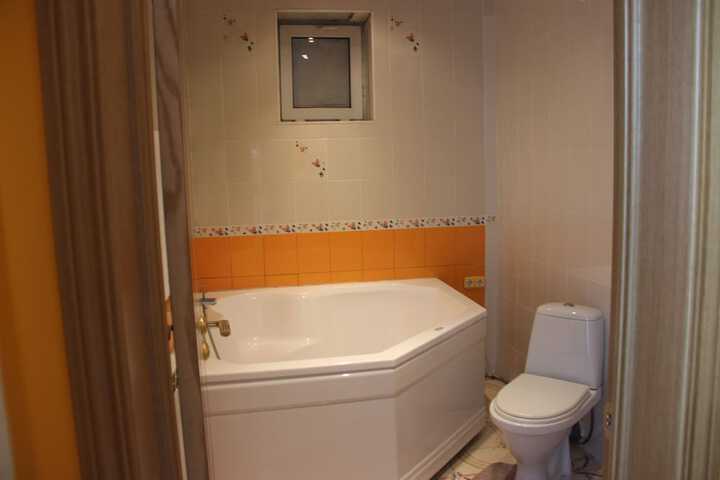 Room 16 of 24
