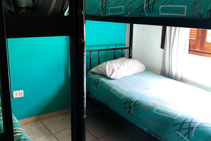 Room 13 of 37