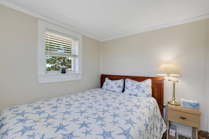 Room 2 of 44