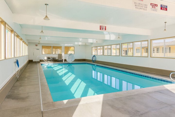 Pool 45 of 69