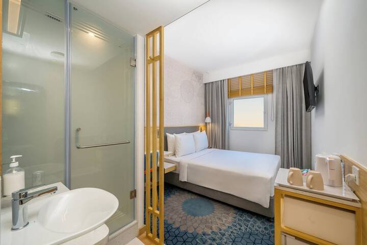 Room 14 of 41
