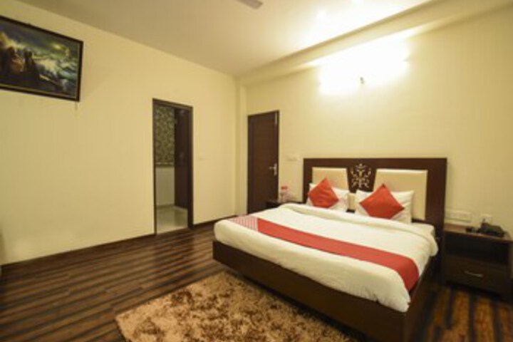 Room 22 of 25