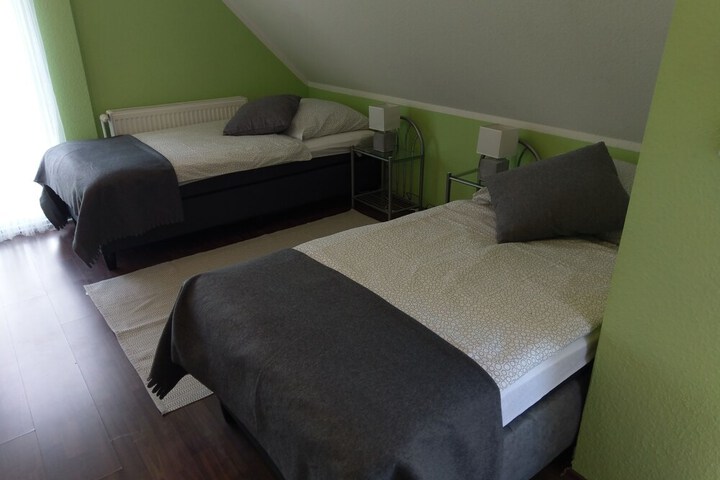 Room 6 of 20