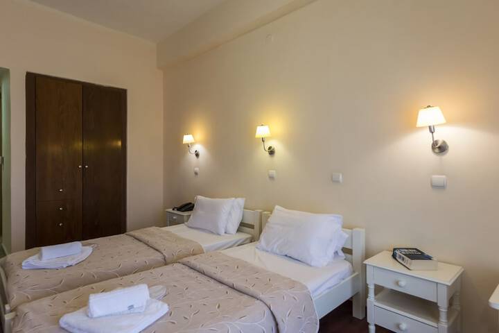 Room 9 of 57