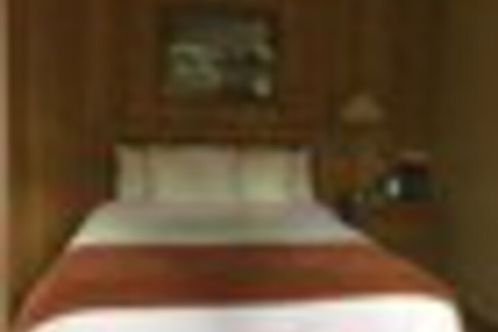 Room 23 of 279