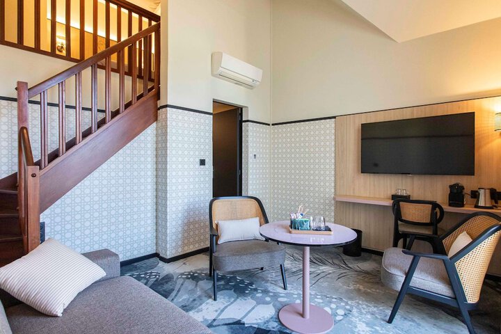 Room 63 of 124