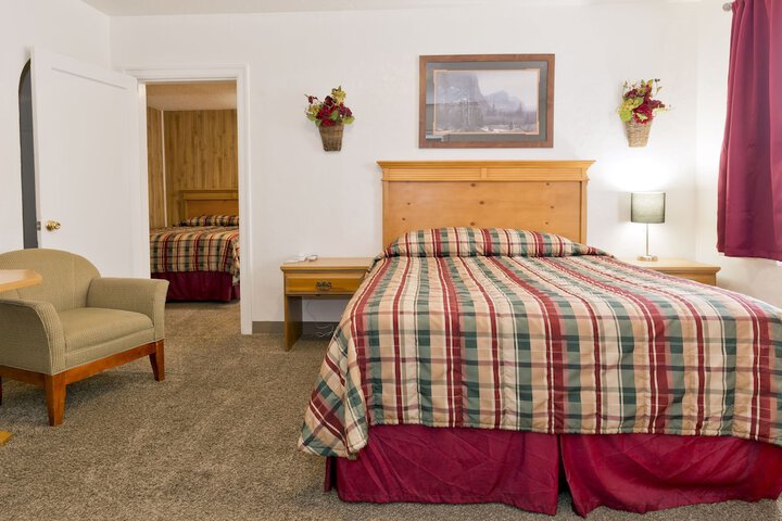 Room 25 of 51