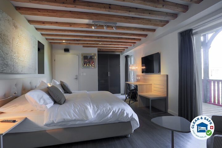 Room 17 of 45
