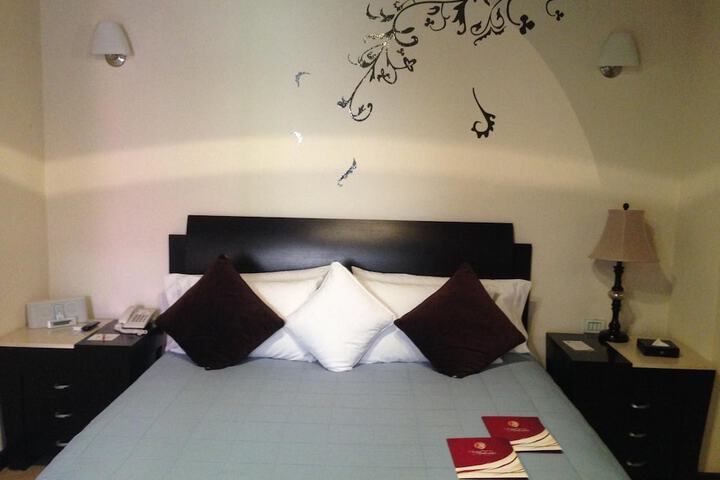 Room 7 of 34