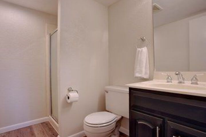 Room 3 of 16