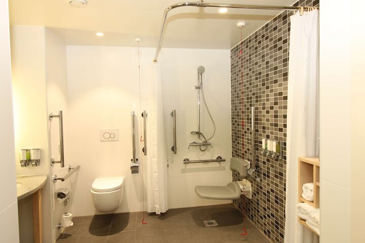 Clean Restrooms
