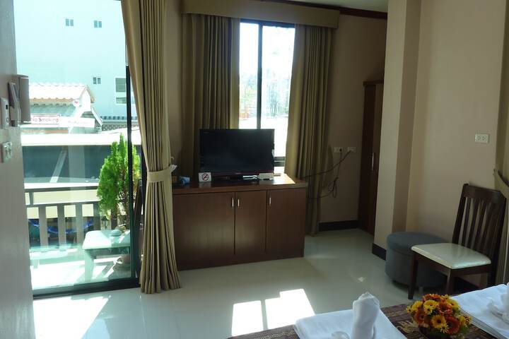 Room 5 of 34