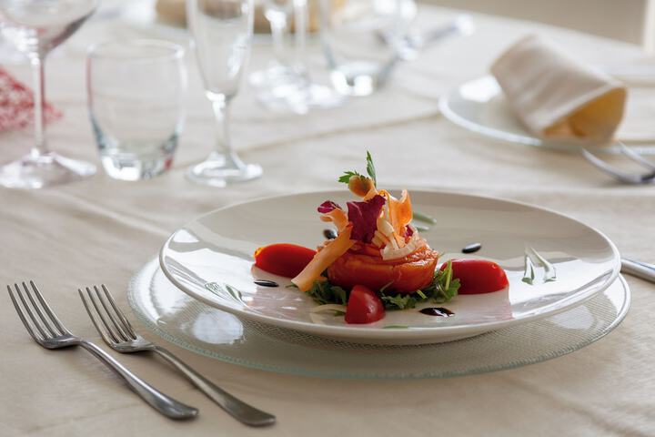 Dining 86 of 146