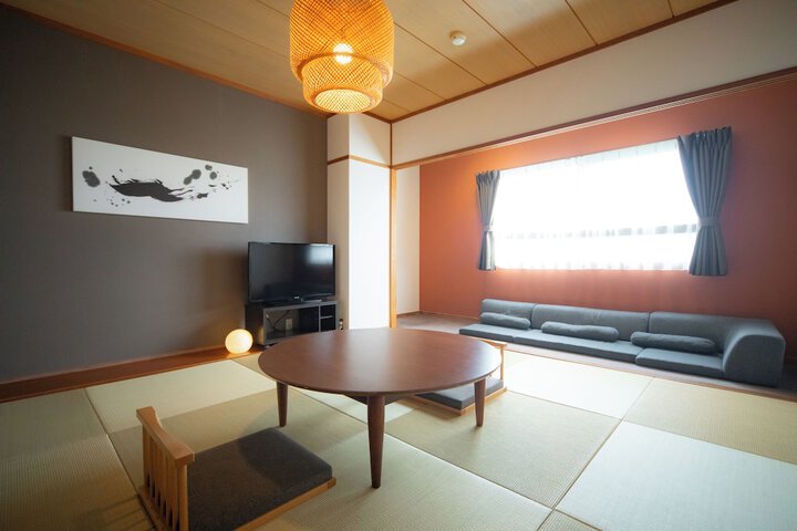 Room 25 of 96