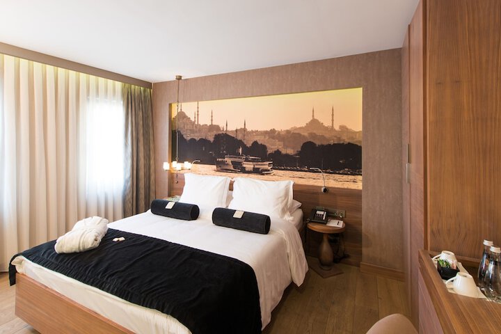 Room 43 of 81