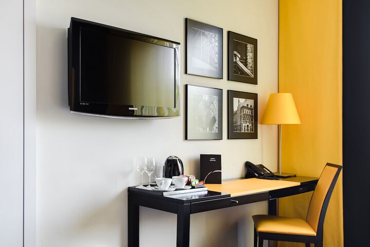 Room amenity