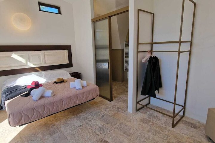 Room 20 of 53
