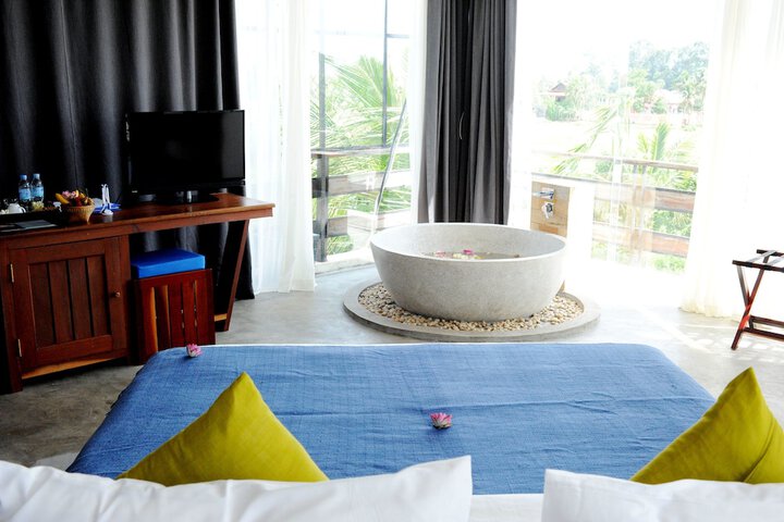 Room 30 of 180