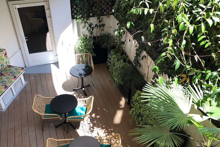 Breakfast area