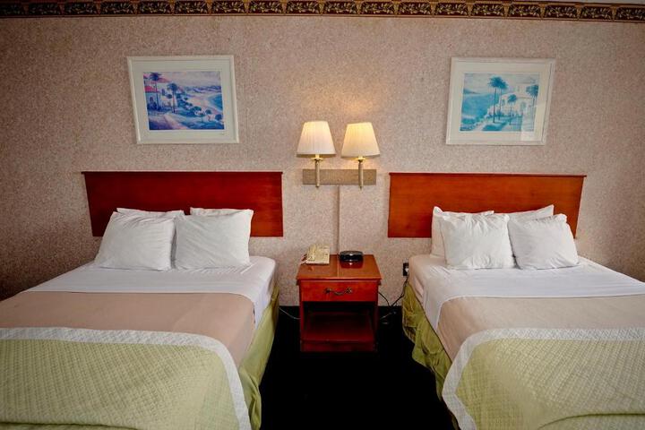 2 Double Beds Deluxe Suite (5 of 6)