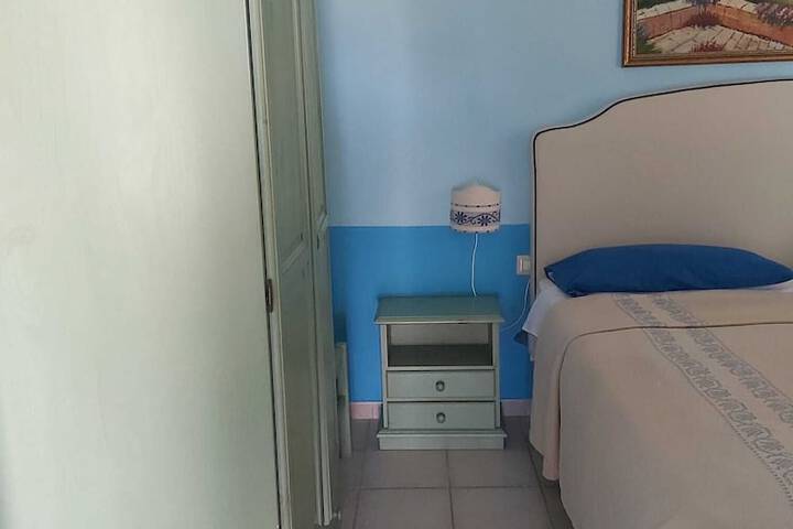 Room 18 of 62