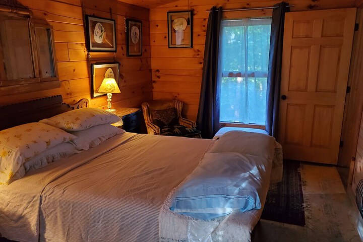 Room 3 of 17