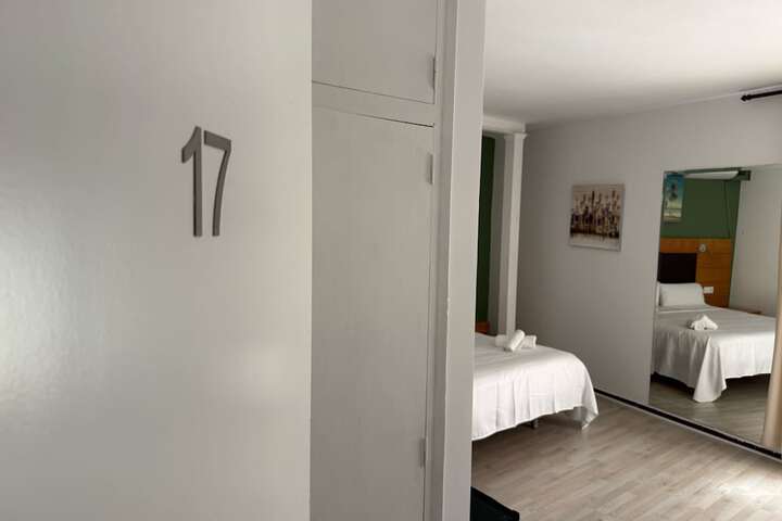 Room 26 of 133