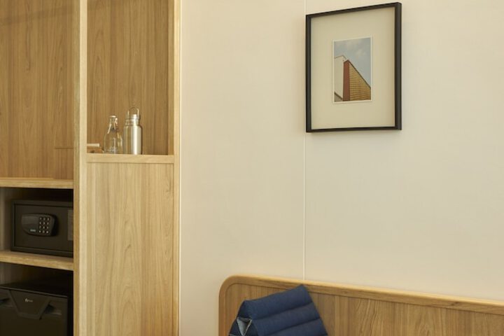 Room 10 of 51