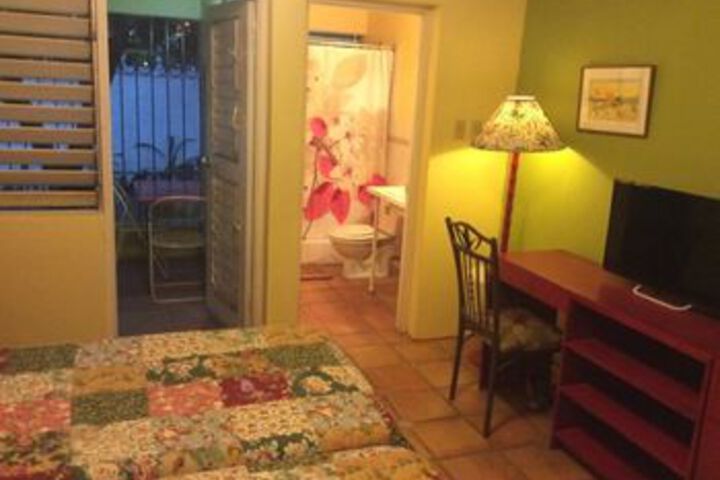 Room 3 of 18