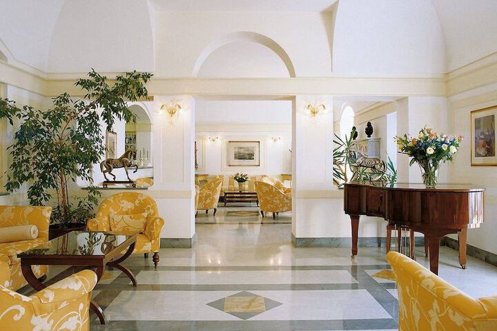 Hotel Interior 4 of 147
