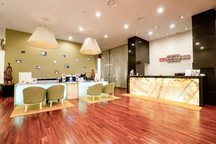 Guest Lobby