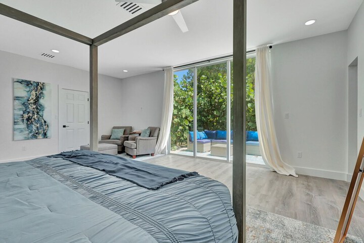 Room 20 of 90