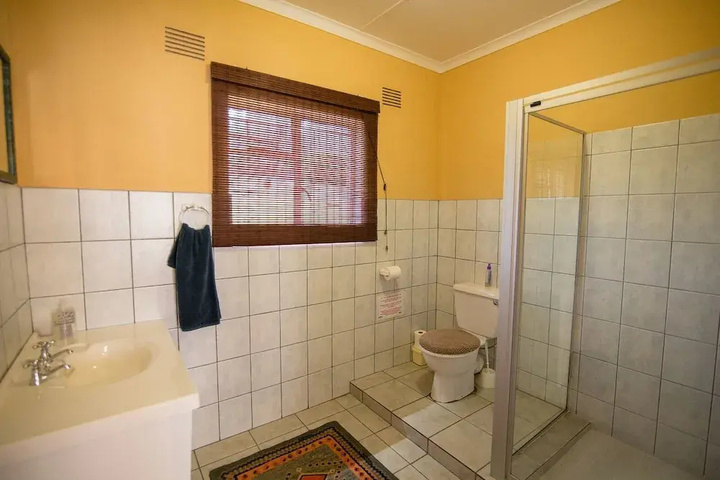 Room 7 of 19