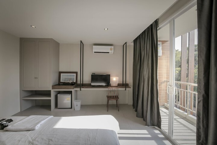 Room 26 of 61