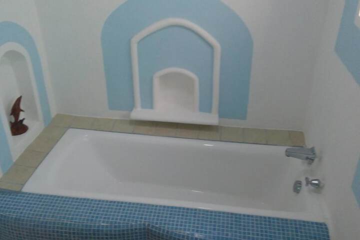 Room 7 of 26