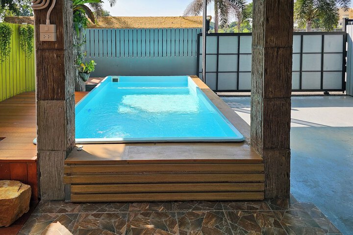Pool 35 of 40