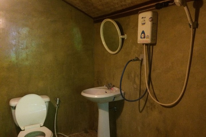 Room 16 of 20