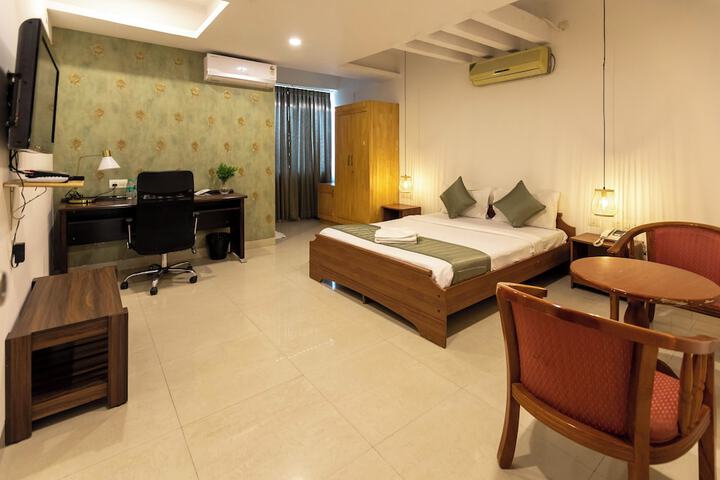 Room 13 of 46