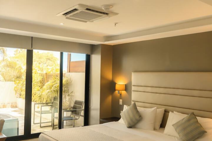 Room 15 of 58