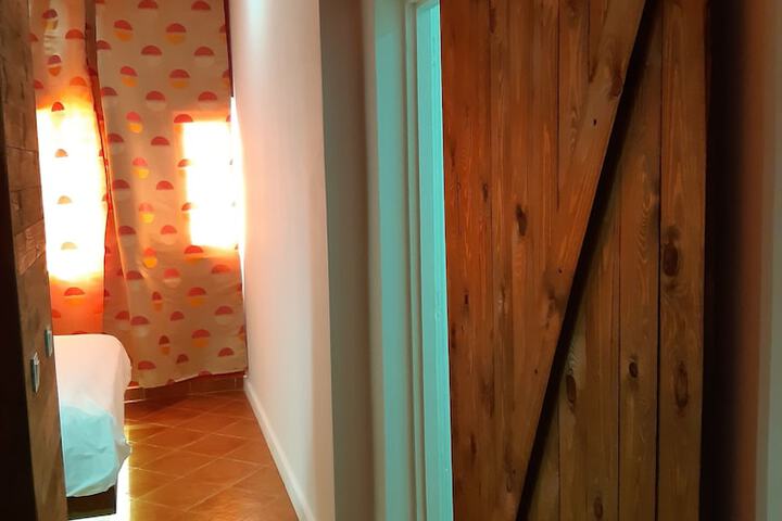 Room 25 of 31