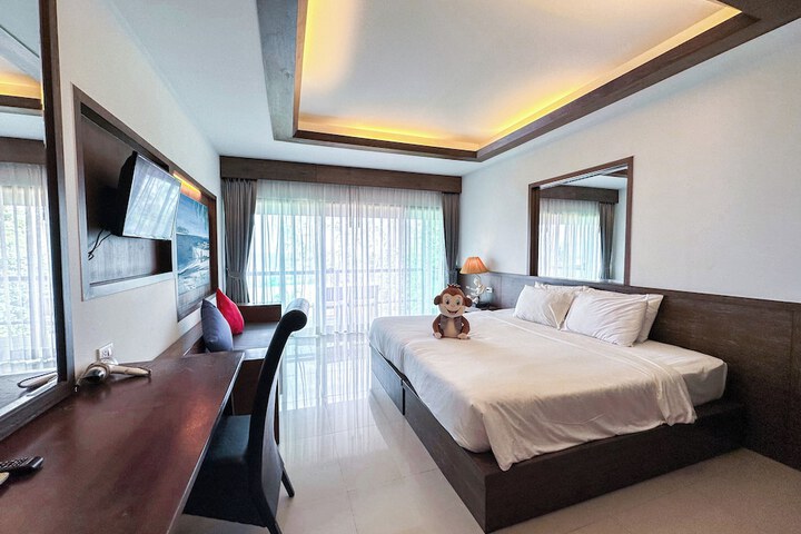 Room 18 of 46
