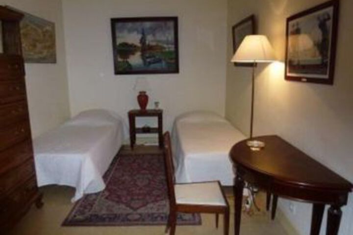 Room 13 of 24