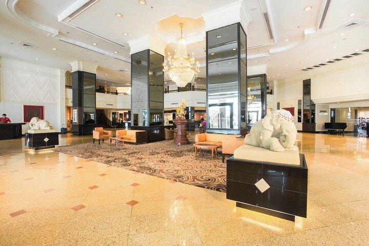 Lobby Entry