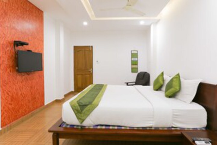 Room 35 of 44