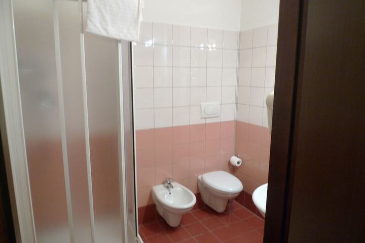 Room 13 of 60