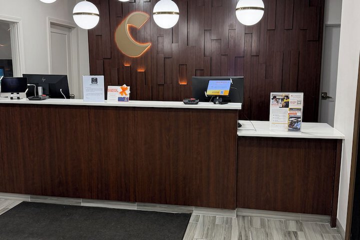 Comfort Inn and Suites Chicago I-80 / 294
