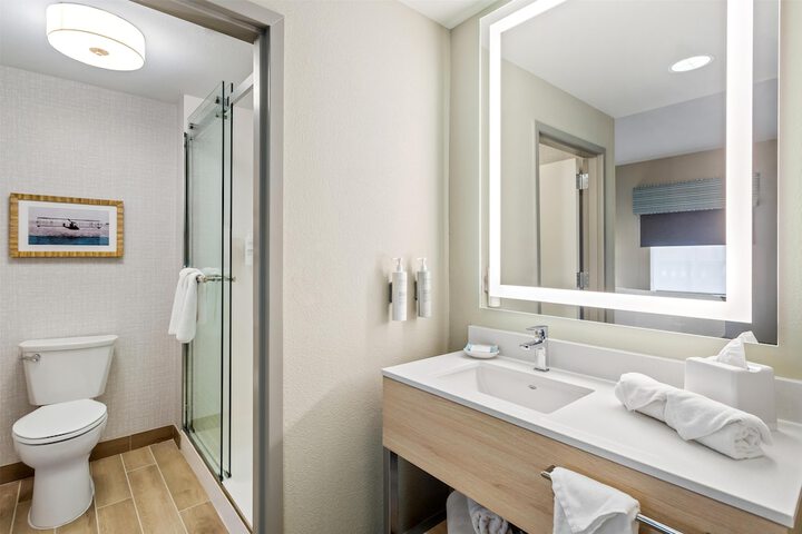 Bathroom shower