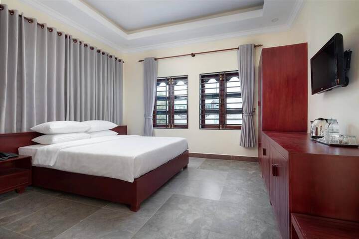 Room 27 of 37